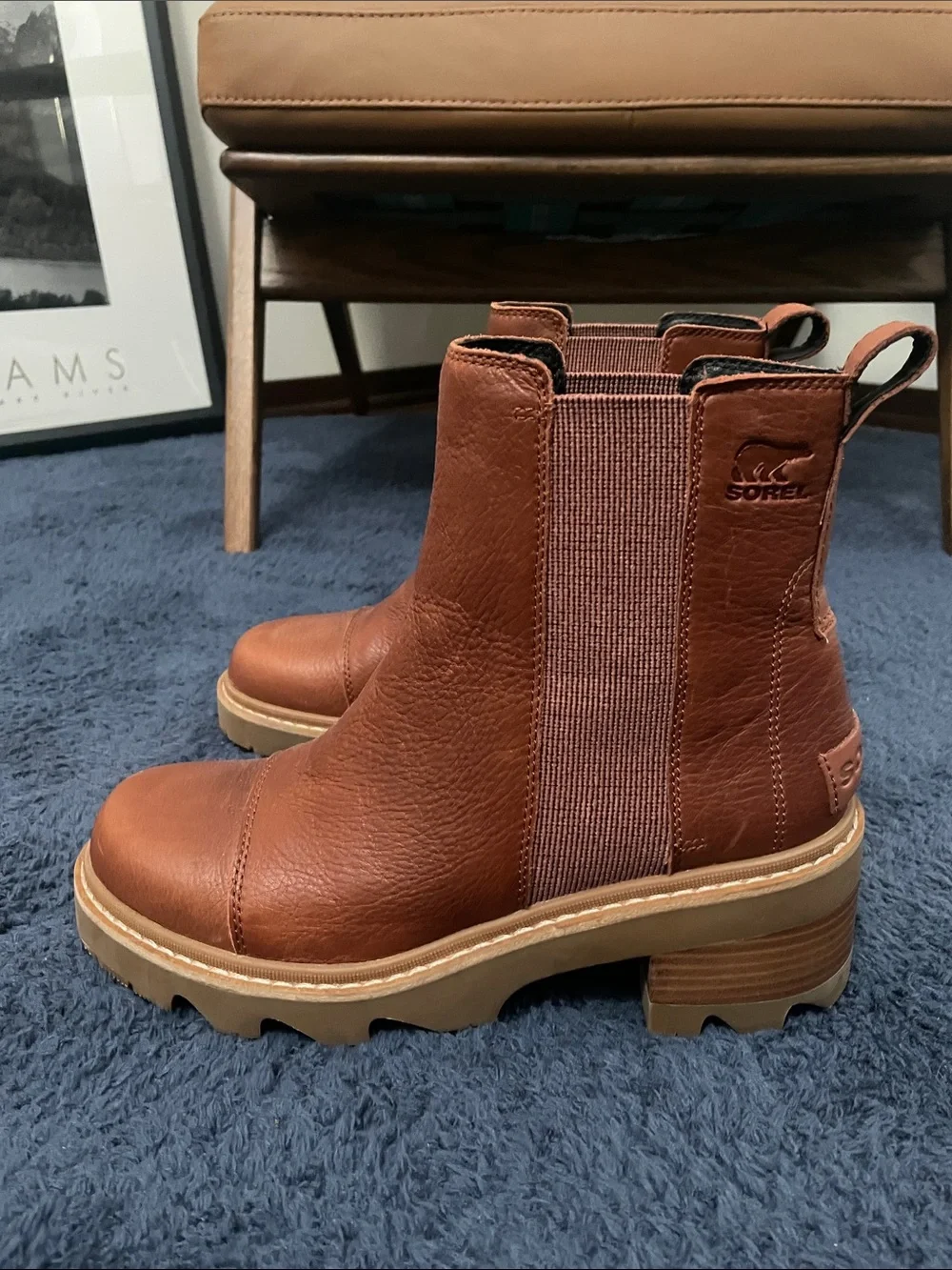 Like new! Only worn once. Sorel Women's Tan Leather Lug Sole Chelsea Booties